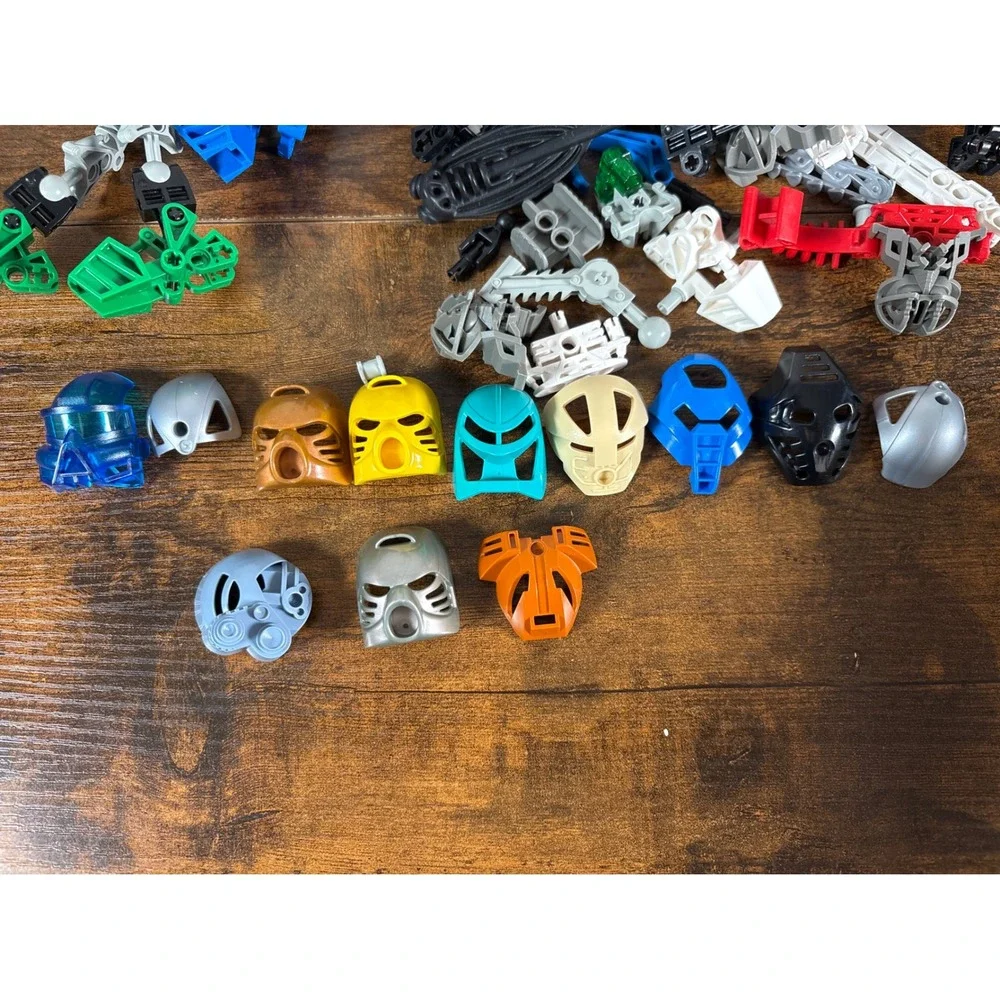 LEGO Bionicle Lot Toa Mata Bohrok Figures Masks Kanohi Mixed Parts Vintage 2001